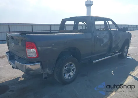 2020 Ram 2500 Tradesman 4X4 6'4 Box from USA, damaged, VIN 3C6UR5CL5LG205914